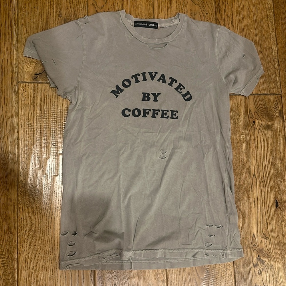 Vici tee
